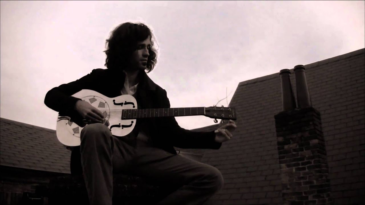 Youri Blow - I'm Going Away - Muddy Streams (Concert Volé)