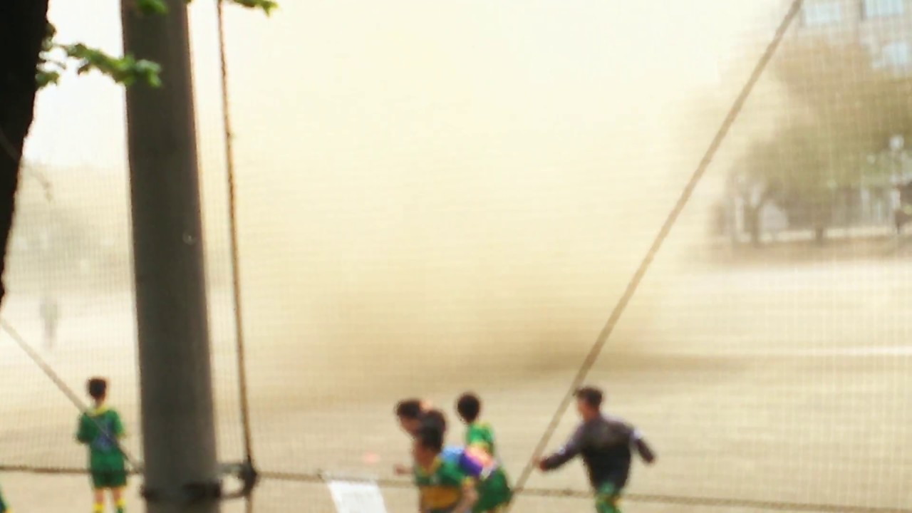 突如現れたつむじ風