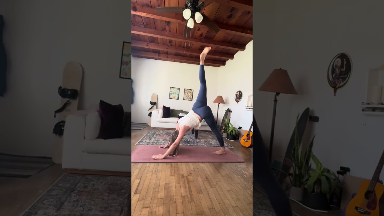 Full Body Morning Wake Up Flow 🌐💠 15 minutes (Day 18) 
