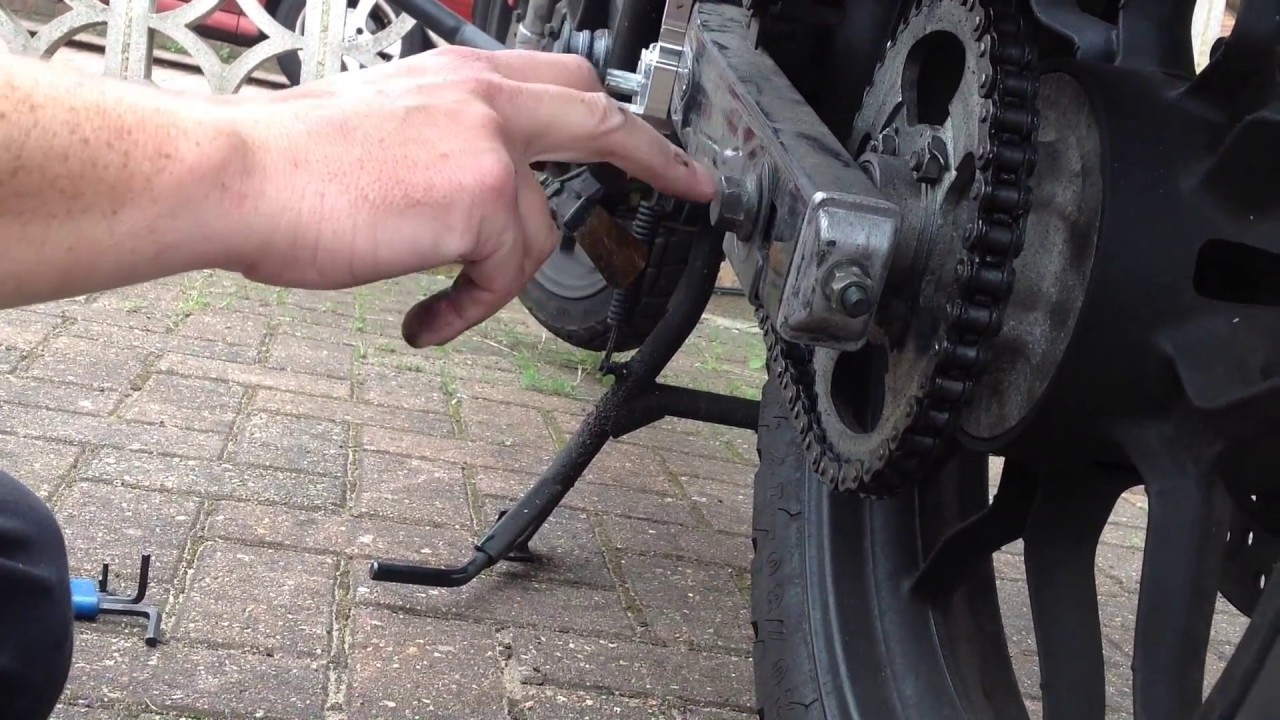 Sinnis Terrain  125  Chain Adjustment