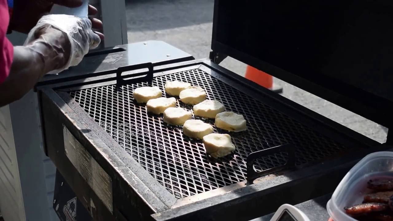 Holland Grill Demo Pt. 1 (Sausage Biscuits on the Holland)