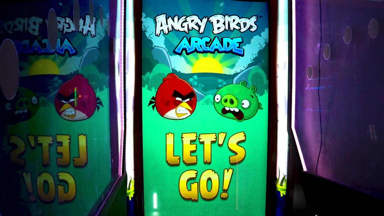 Аркадная игра для двух игроков против Angry Birds от Дэйва и Бастера
