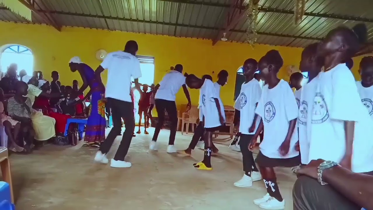 Servants of Christ choir ( Akhutnhoom de thoom st Luke parish- Juba, Gumbo)