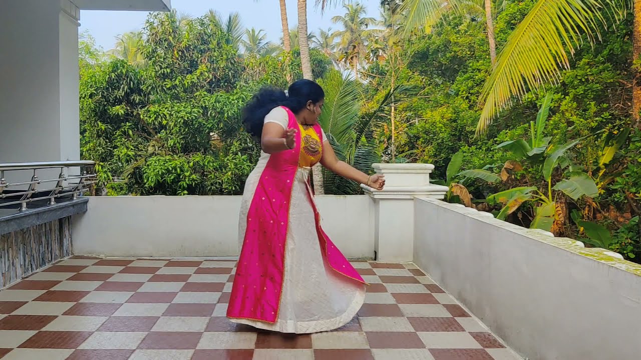 Dance Mashup by Pooja Nayak