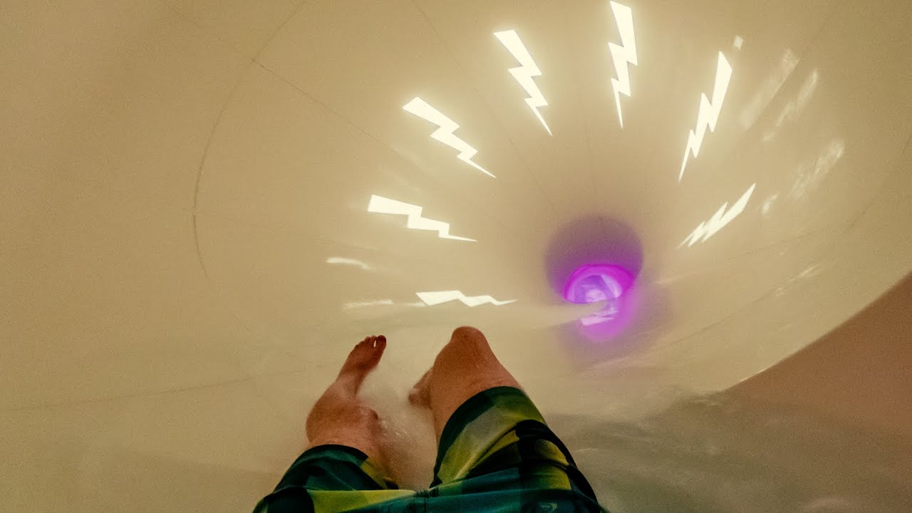 Dazzler Funnel Water Slide | Aquarena Emmen