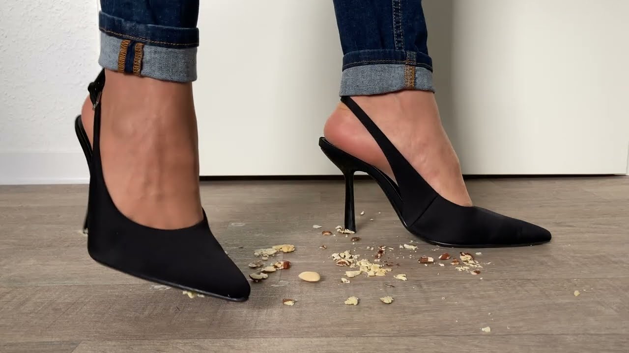 Slingback pumps crush nuts