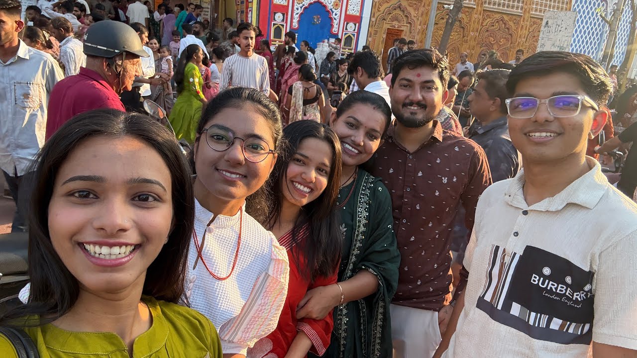 Dhuleti me kya kia hamne 😊 