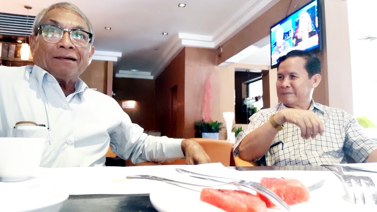 ពីនេះពីនោះពី: កវីរៀមច្បង | Experiences From Teachers