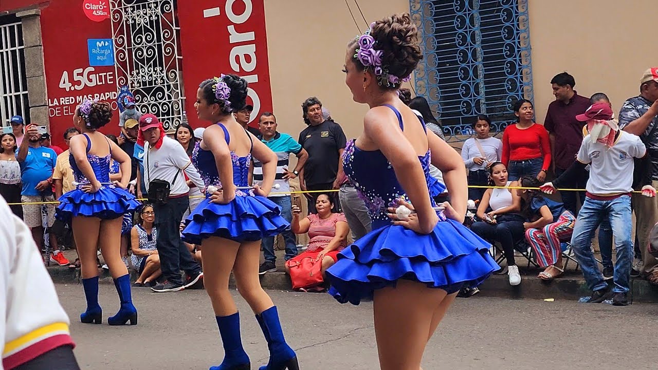 Desfile En SONSONATE / Lindas CACHIPORRAS en el 15 de Septiembre