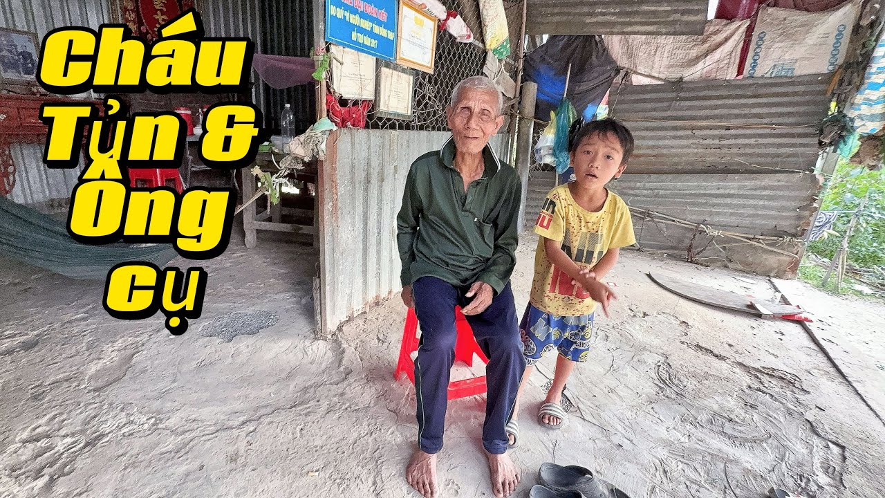 Cháu Tủn và Ông cụ mùng 6 Tết rồi mà vẫn không biết?