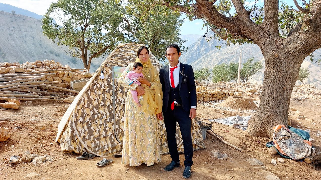 Jesus goes with his wife and child to the wedding of the neighbor girl, a nomad style wedding#2023