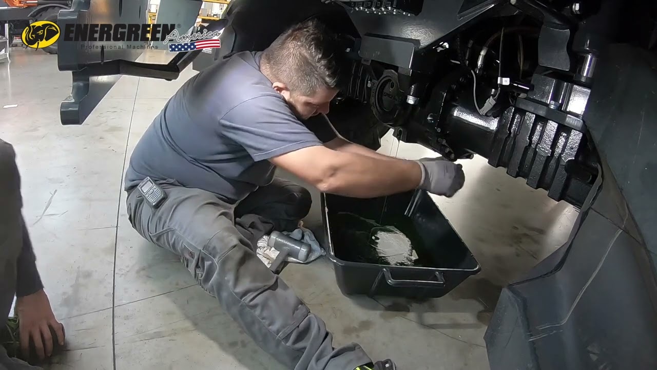 How to check and change the axle oil level
