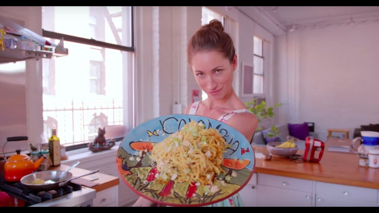 The World's Laziest Pad Thai with Tara Stiles