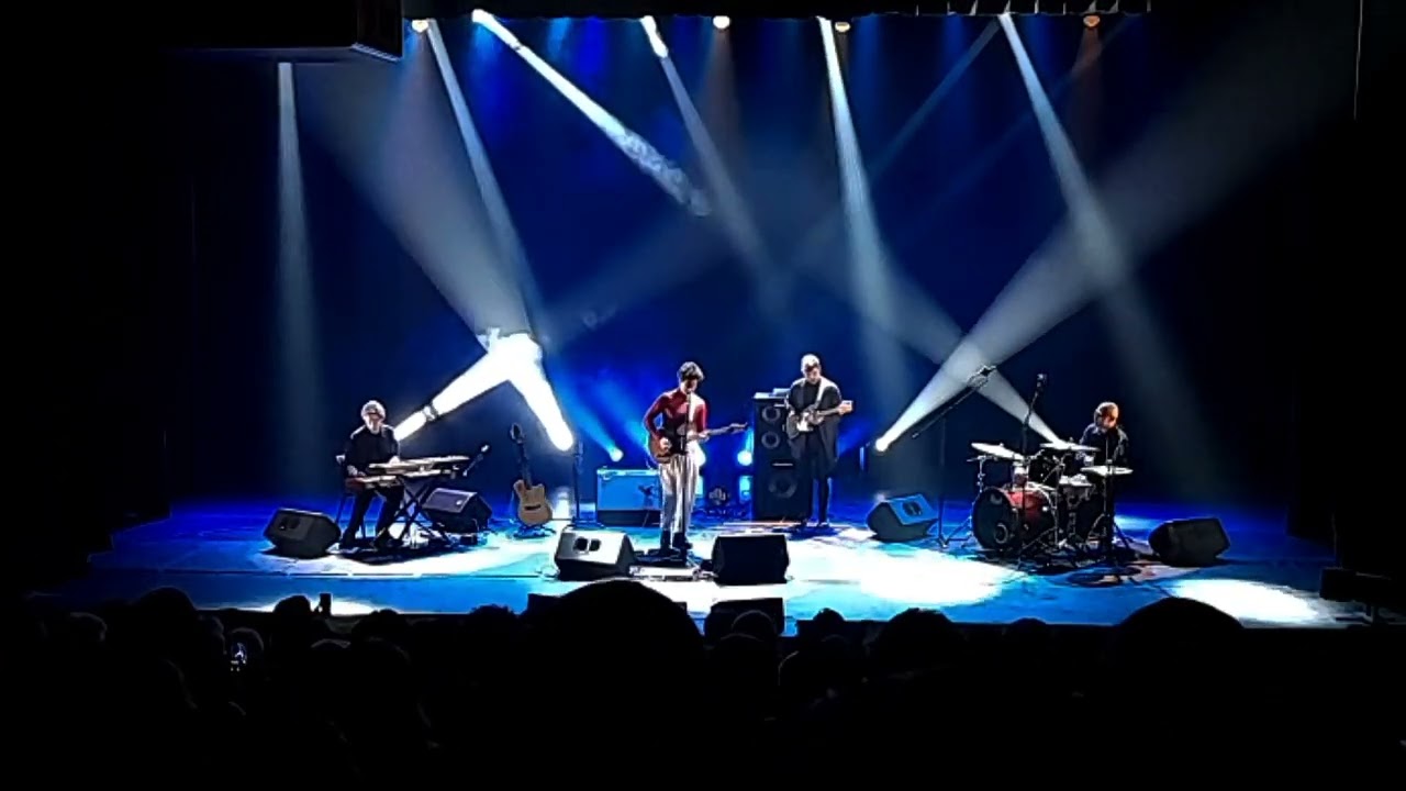Feitos de luz - Dani Black - Frequência Rara no Sesc Belenzinho em São Paulo