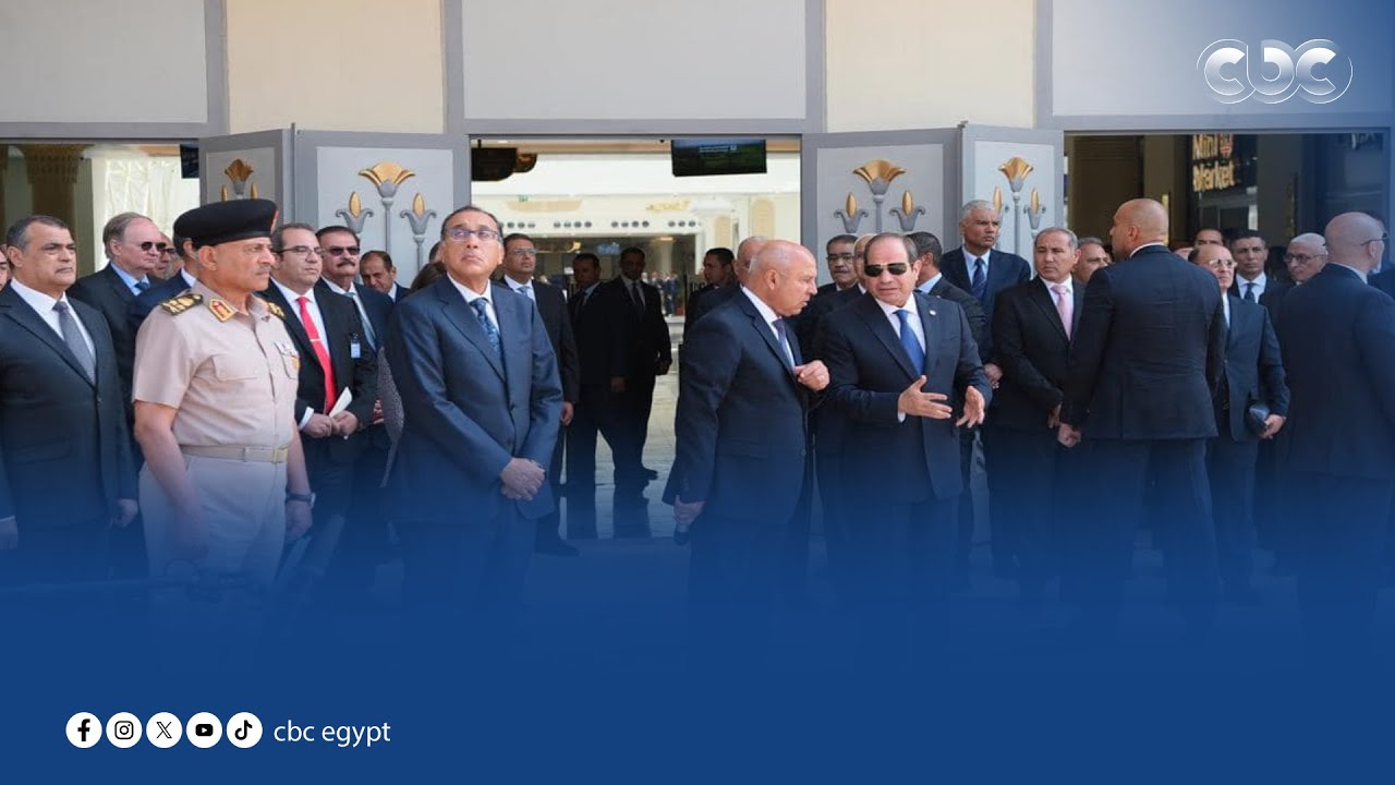 جولة تفقدية للرئيس السيسي في محطة قطارات صعيد مصر ببشتيل.. ويستمع لشرح تفصيلي