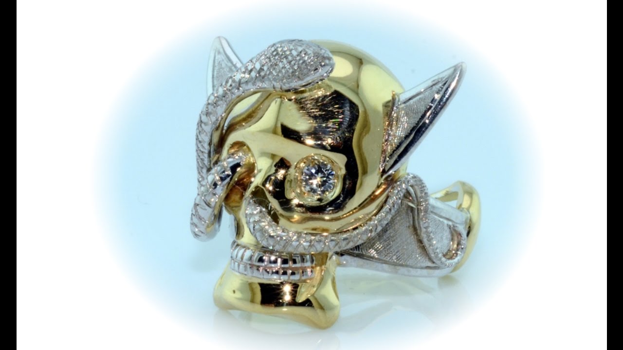 Skull 18kt gold ring handmade