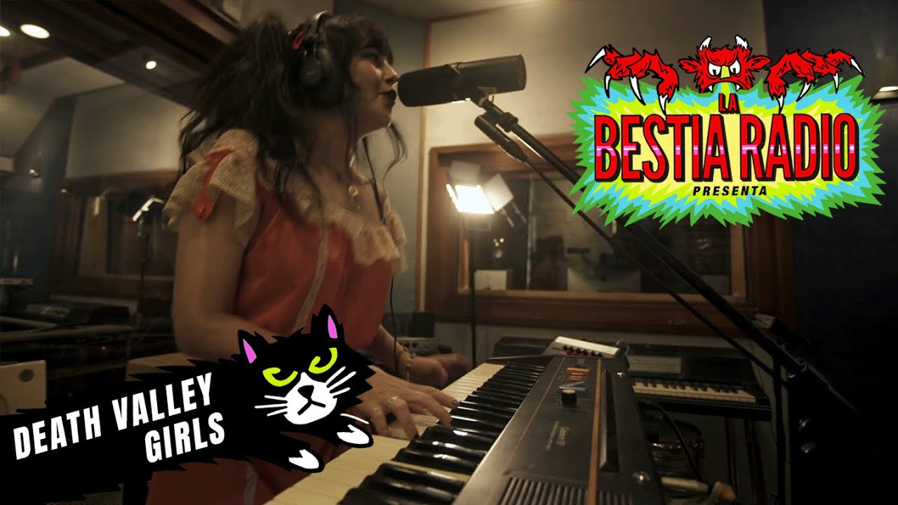 Death Valley Girls - Disaster (Is What We're After) (La Bestia Radio Live Session)