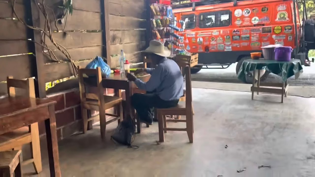Más adelante vive gente ! Copainala