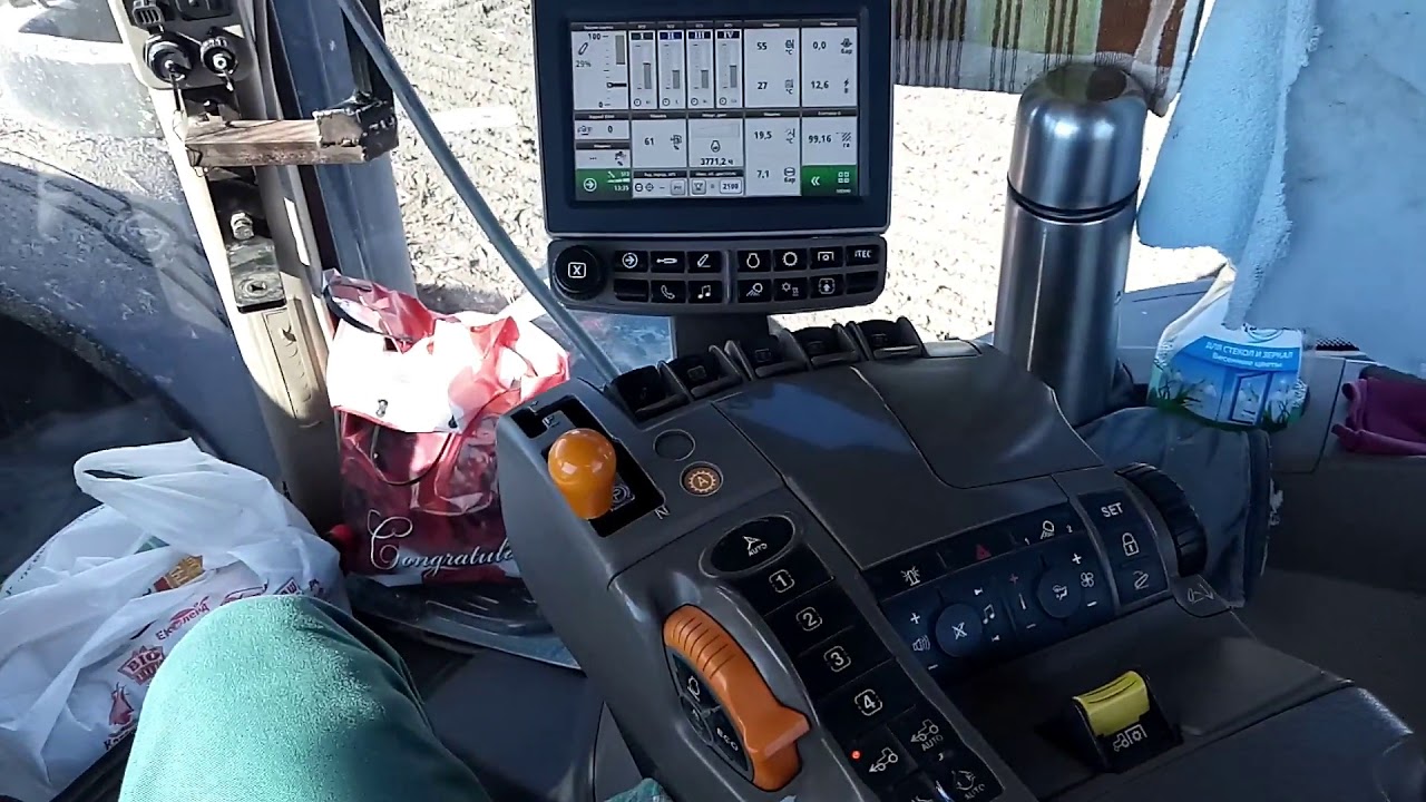 Трактор JOHN DEERE 8335R органи управління трактором