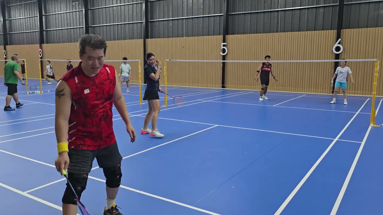 ลุงเอ็ม+จีน่า vs เอ๋ร์+แก้ม
