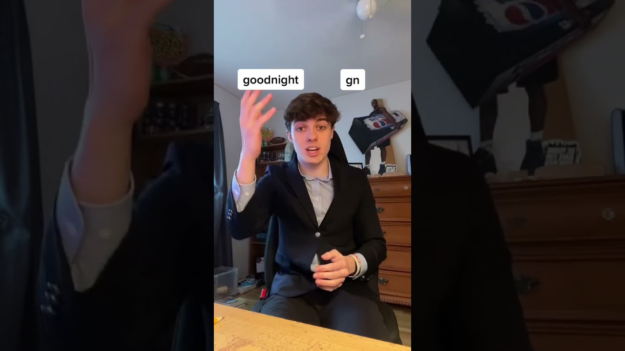 What is the difference between goodnight and gn? #shorts