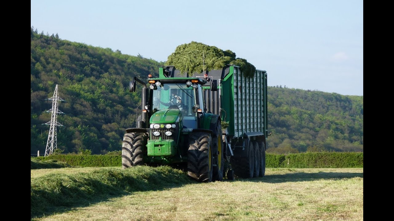 Big Grass Silage !! - Deblon à l'andainage et Evrard à l'autocharge 2012