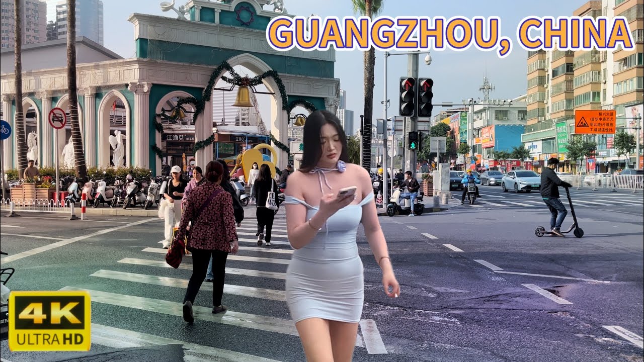 中國廣州街景。番禺橋興大道-光明北路-富華中路-大北路-捷進中路Street scene in Guangzhou, China. Panyu Qiaoxing Avenue