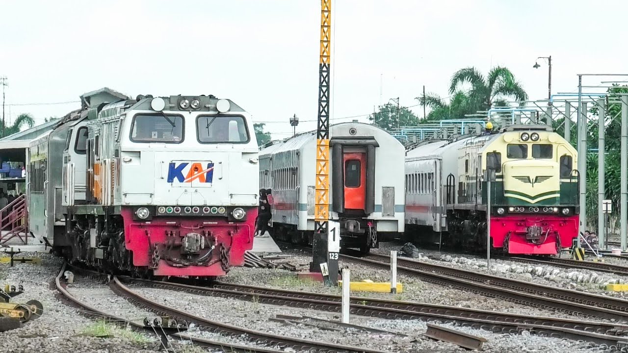 FULL JALUR PENUH KERETA API ! RAMAINYA KERETA MENJELANG TAHUN BARU 2025 DI STASIUN BLITAR