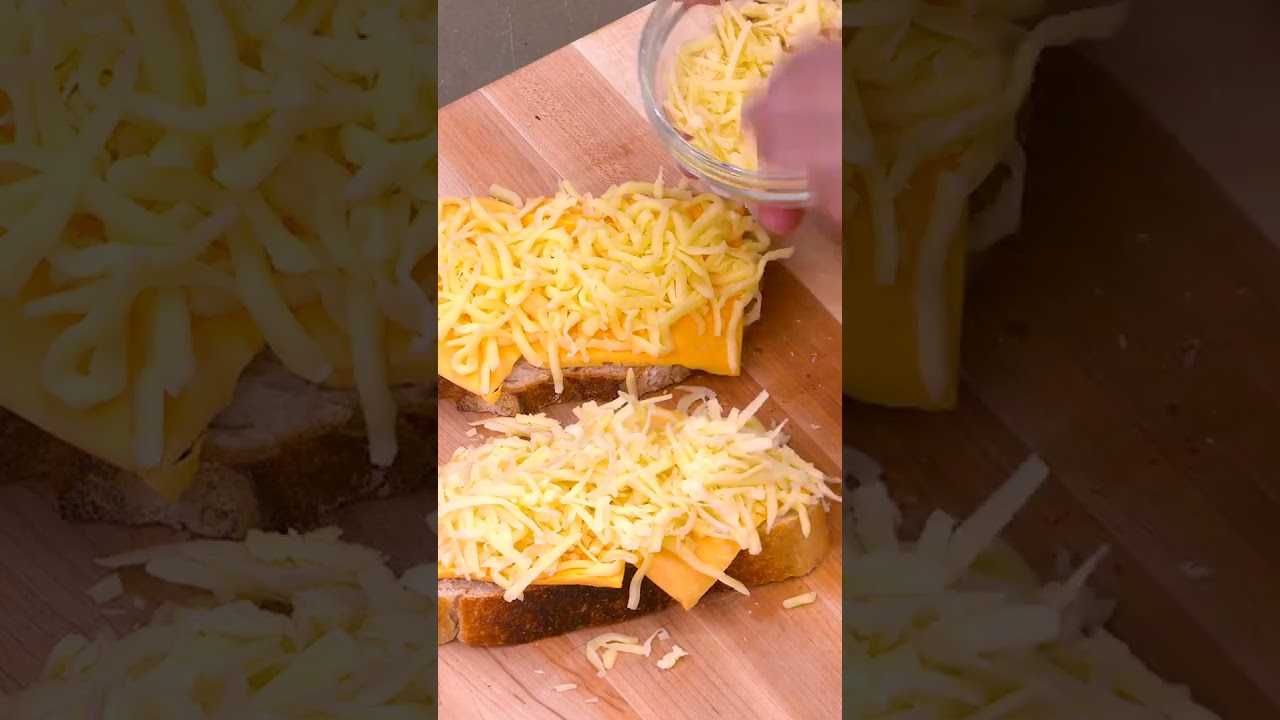 Richard Blais does what Gordon Ramsay can’t…..melt his grilled cheese! 