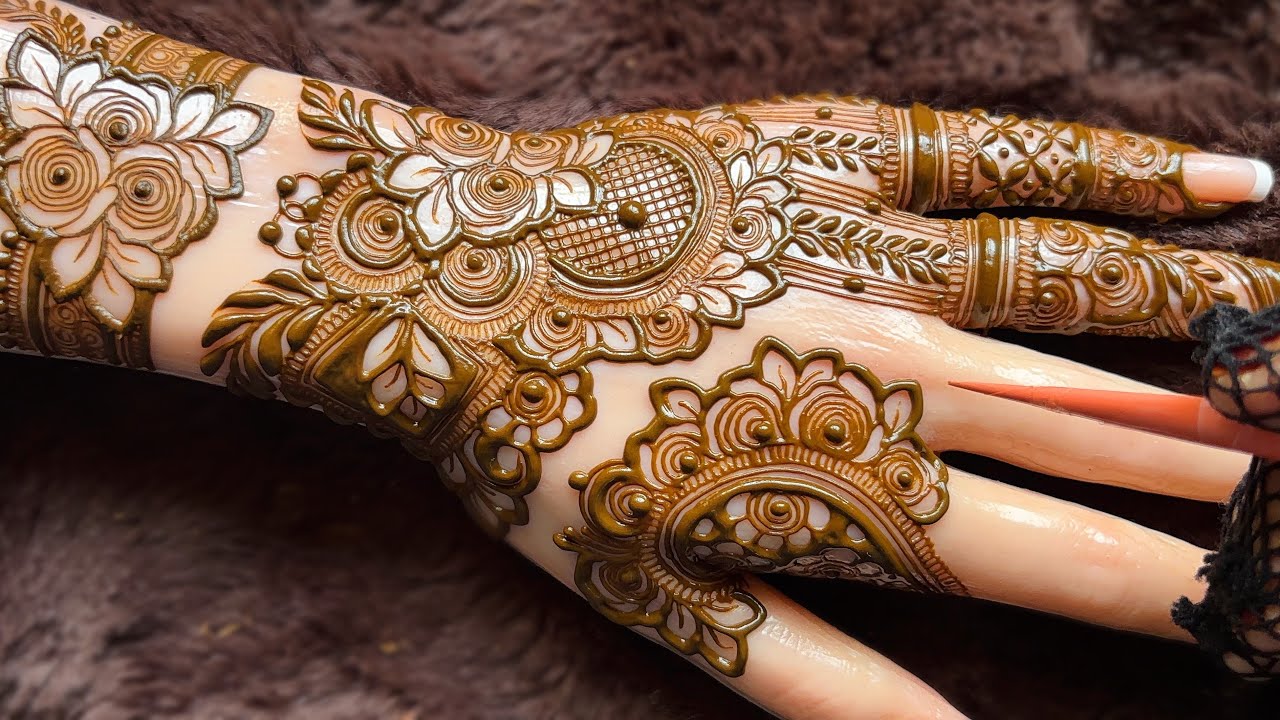 Beautiful Quick Henna Design For Back Hand | Easy And Simple Mehndi Design Tutorial #thouseenshenna 