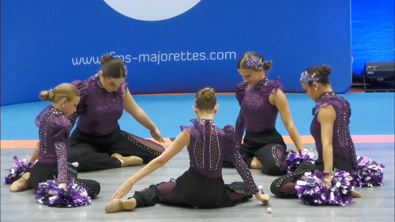Majorettes *MICHELLE Karviná* MIX MINI / Mažoretky  - Ostrava 2025 WM Championship