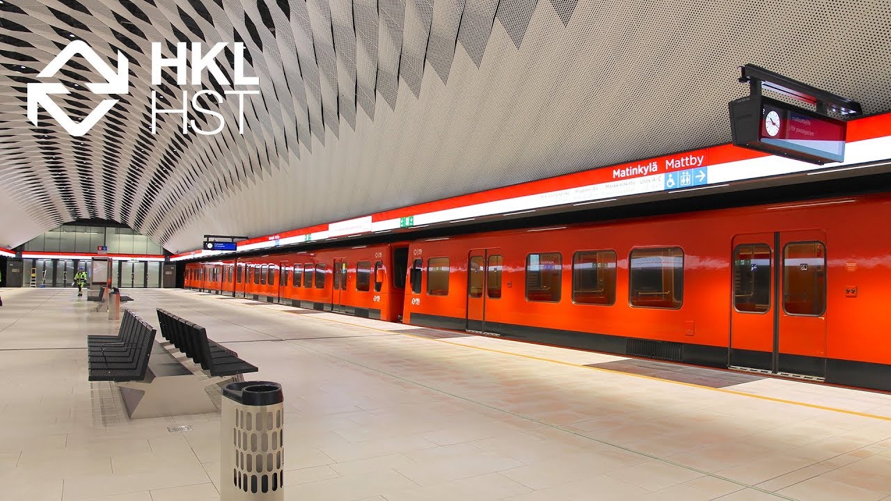 18.11.2017 Länsimetron ensimmäinen vuoro Matinkylästä Vuosaareen