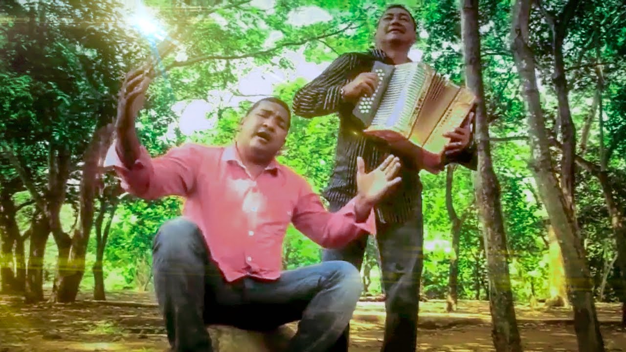 LOS DEL CAMINO - LA Cajita de Cartón  (Vídeo Oficial)