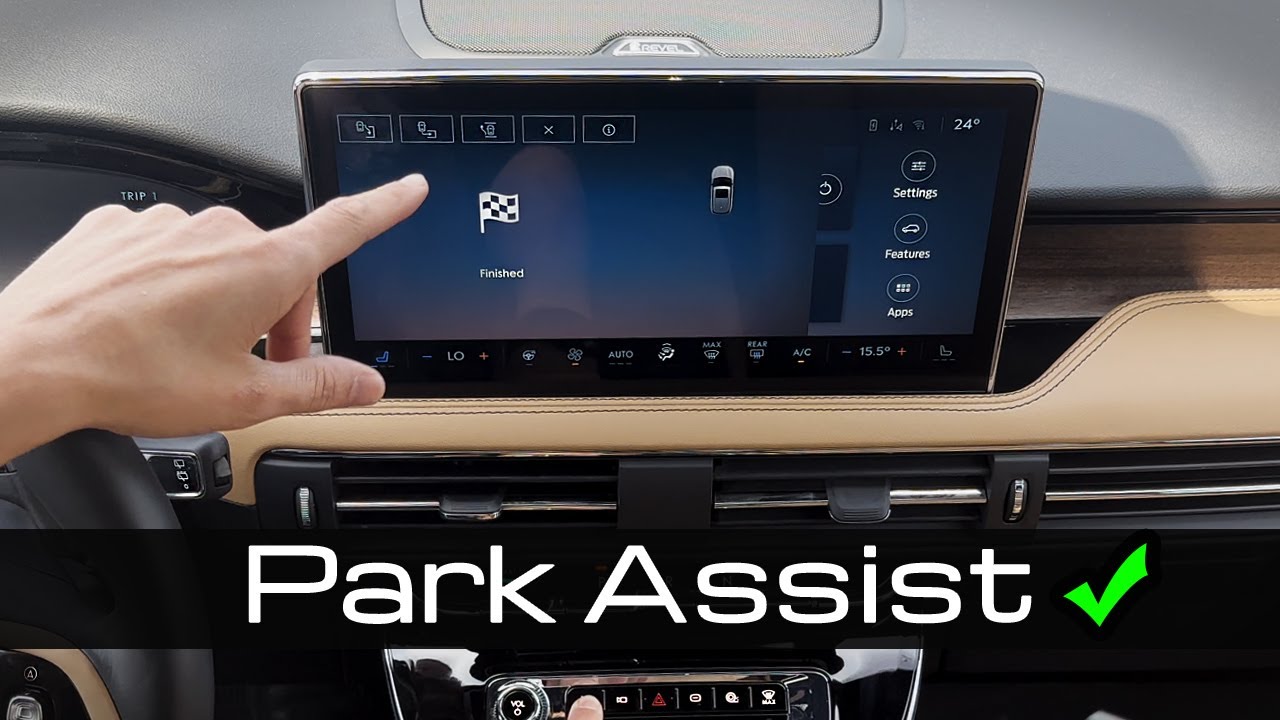 Using Park Assist in the Lincoln Corsair (2023-2024 models)