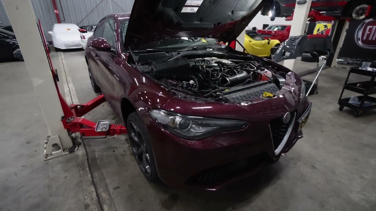 WERKPLAATS VOL MET DIKKE AUTO'S💪🏼  - VLOG #15 H&S CORSE