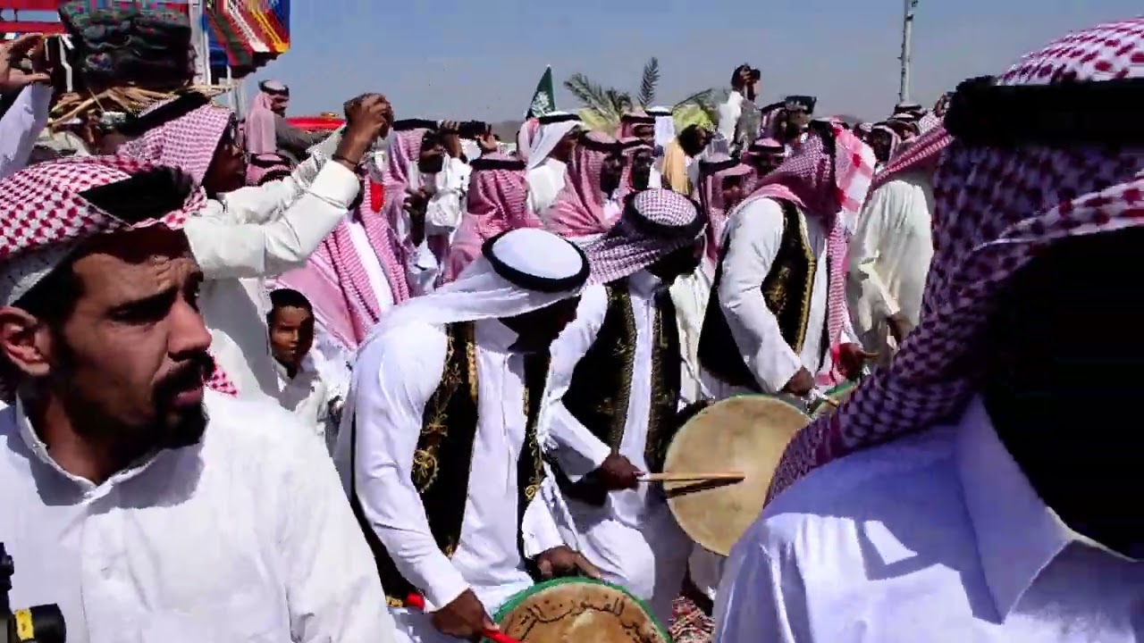 العرضه السعودية ضمن برنامج فقرات مهرجان خيبر للتراث الشعبي بالقرية التراثية لعام١٤٣٣هـ