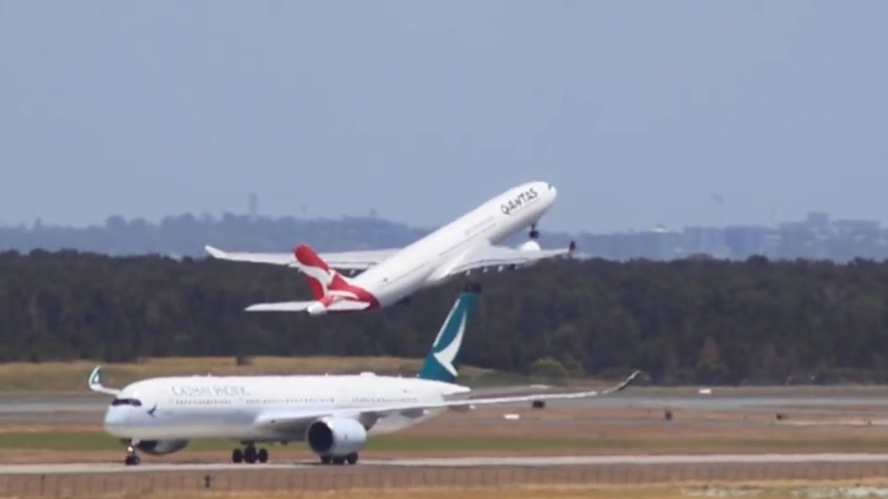🛫🌅🛬Brisbane BNE/ybbn Movements Dashies, EJets, Cathay A350 🦘A330 #deanosaviation25 #planespotting 