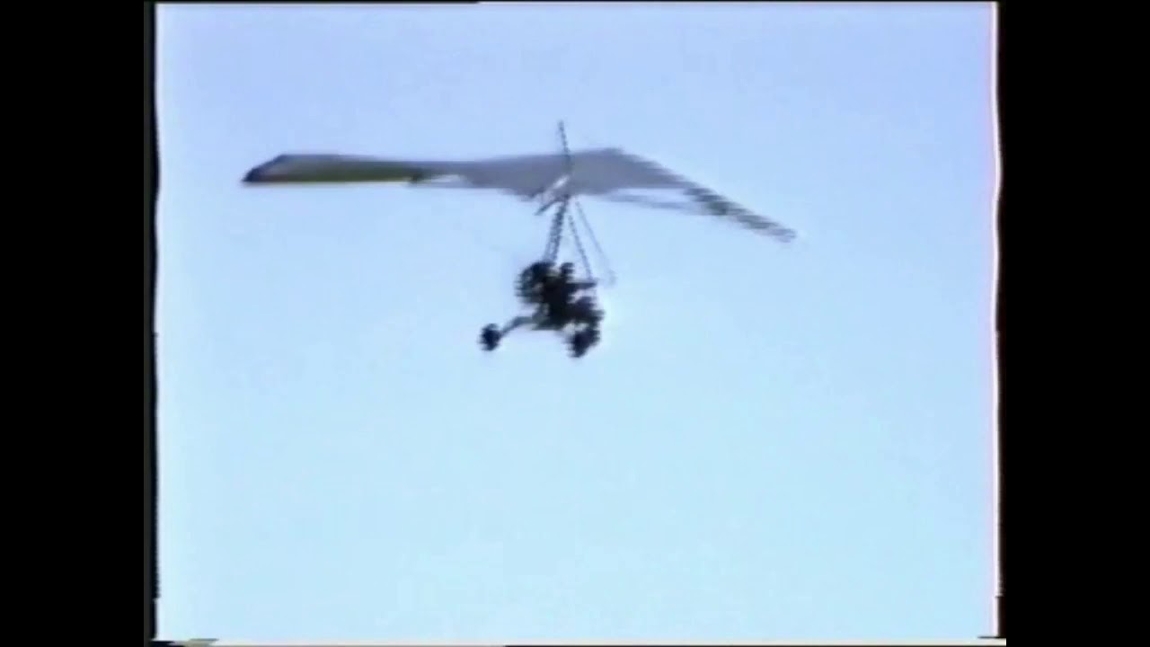 Mimmo Sagona e Gianni Ferrara - Volo sul deltaplano a motore - Alia 11 Agosto 1993