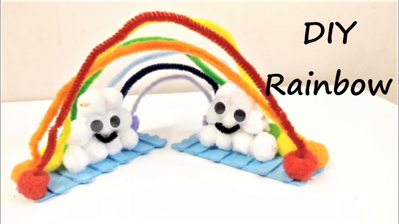 DIY Craft | Rainbow | How to make a rainbow using pipe cleaners and pompoms | Tutorial