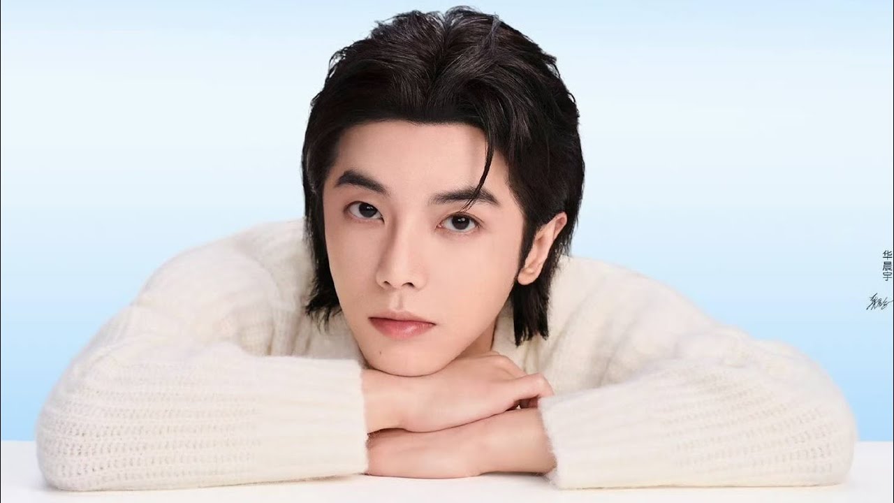 Hua Chenyu - After a dream (fan video🌹) 华晨宇 - 梦后