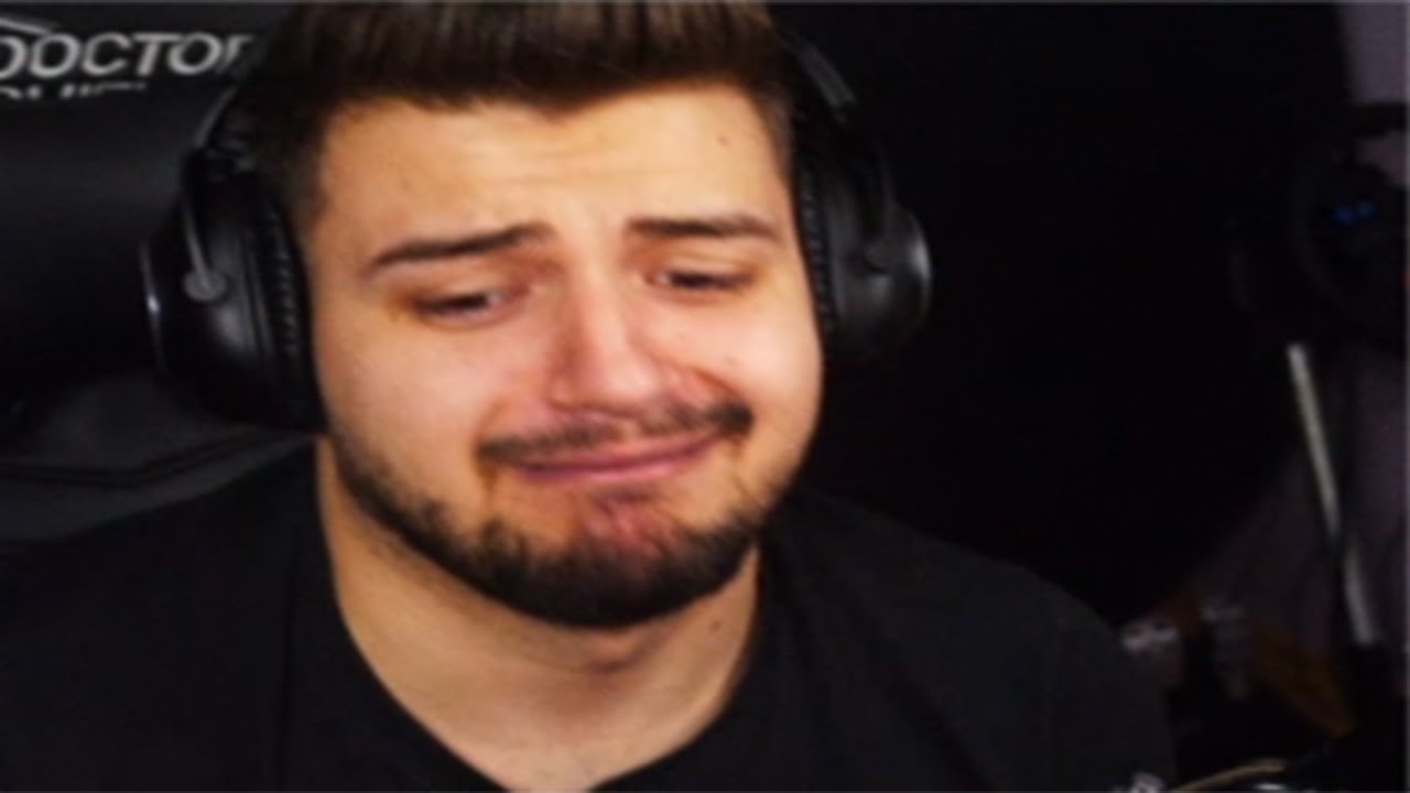 DACA APESI PE BUTONUL DE LIKE BOMBA EXPLODEAZA !