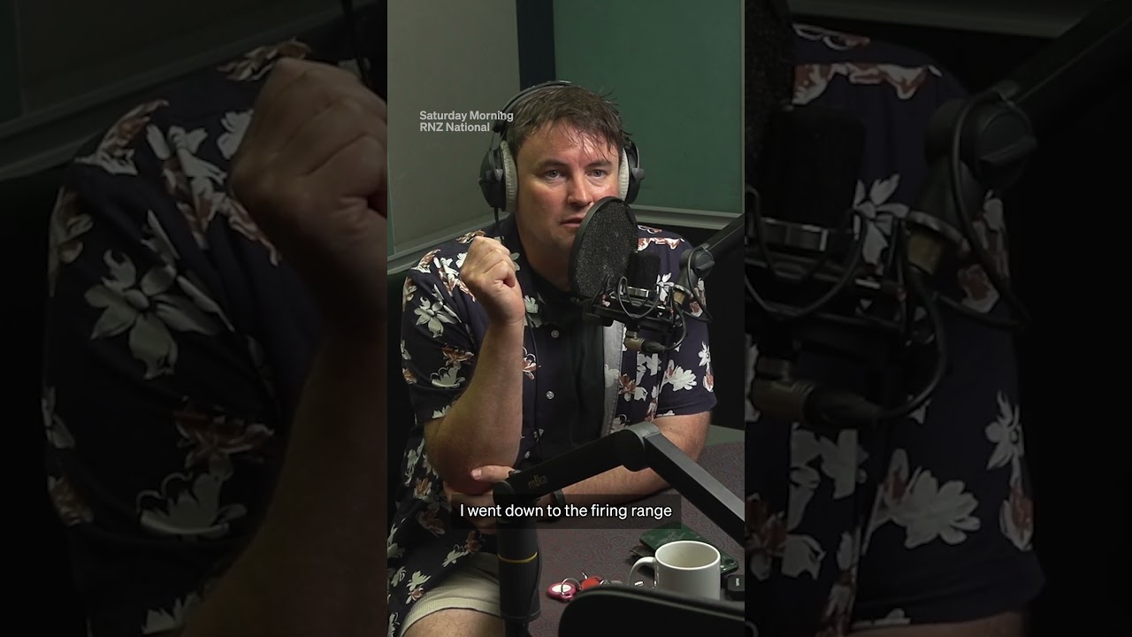 Comedian Tom Sainsbury couldn't resist impersonating MP on live radio | RNZ