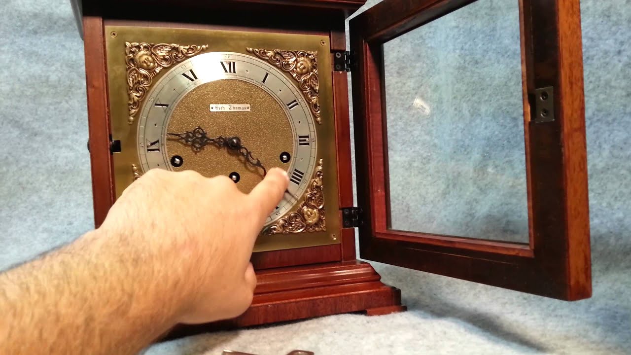 Seth Thomas Westminster Chime Legacy 8-day bracket mantel clock