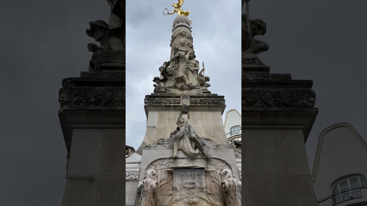 Reims - Fontaine Sub&eacute; #tourism #france #chill #tourismefrance