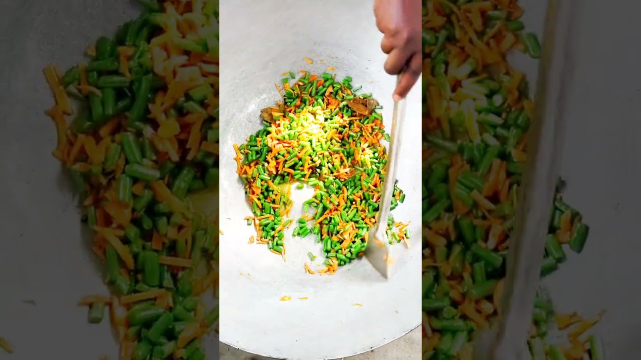  ঘোরোয়া পদ্ধতিতে ফ্রাইড রাইস, মাংস কষা😋👌🥰#food #recipe #viralvideo #cookingrecipe #viral 