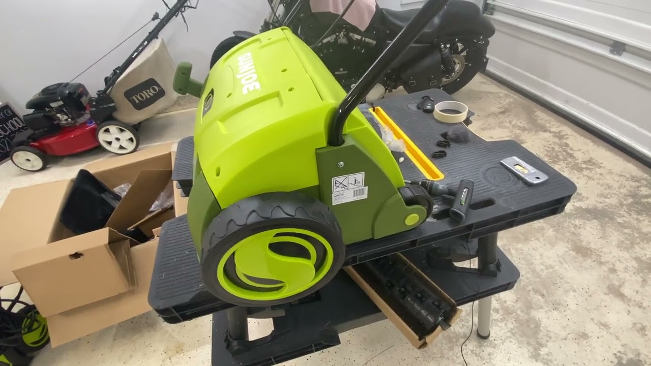 SunJoe Dethatcher Unboxing and Assembly #diy #lawn #gardening