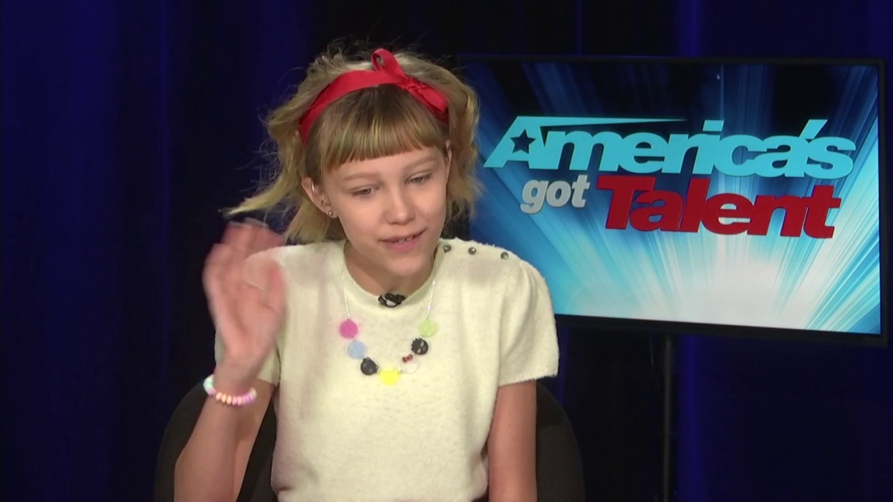Grace VanderWaal Talks 'AGT Holiday Spectacular,' Advice to Young Singers and Her Weirdest Song