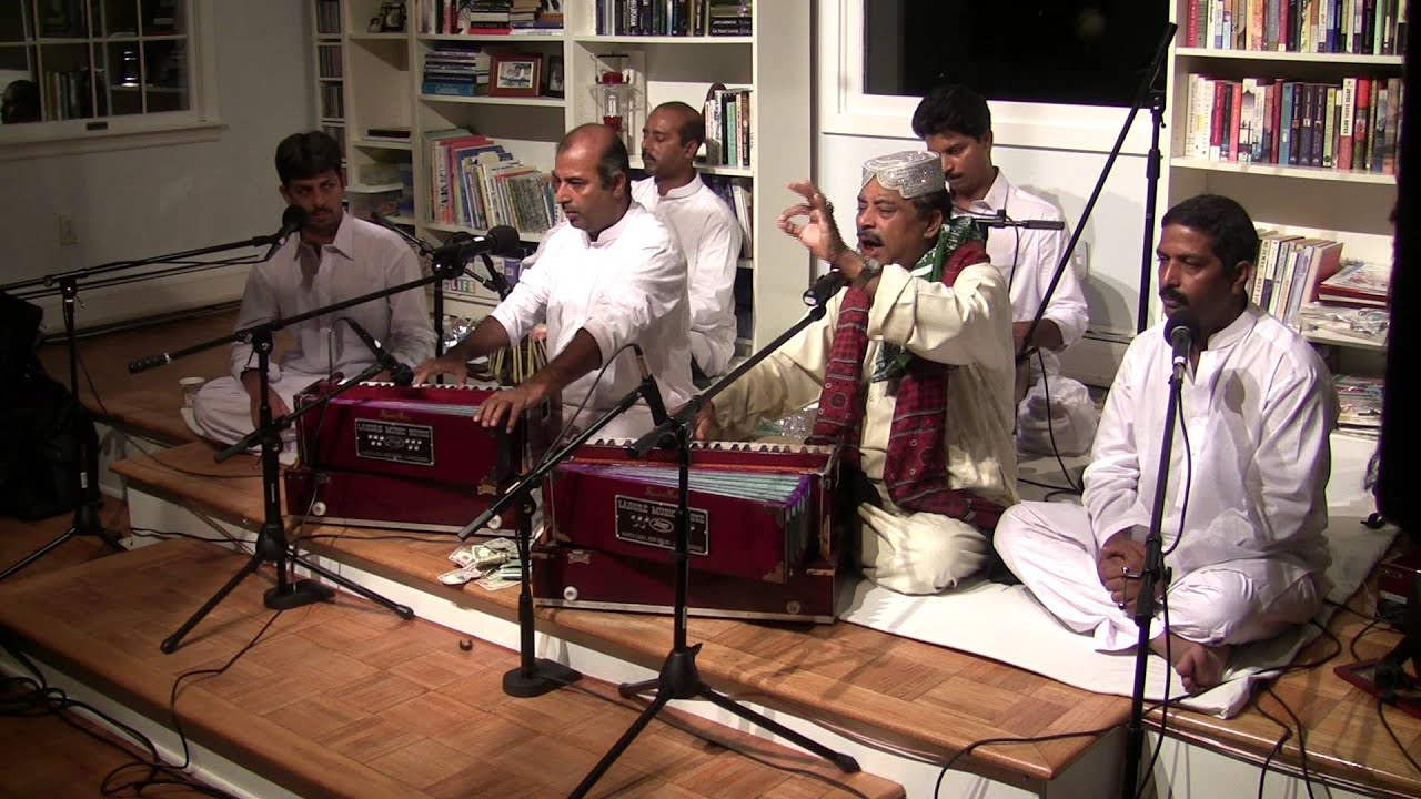 Har Lehza Bashakal aan Boot e ayaar Bar amad by Abu Muhammad & Farid Ayaz (Fareed Ayaz)
