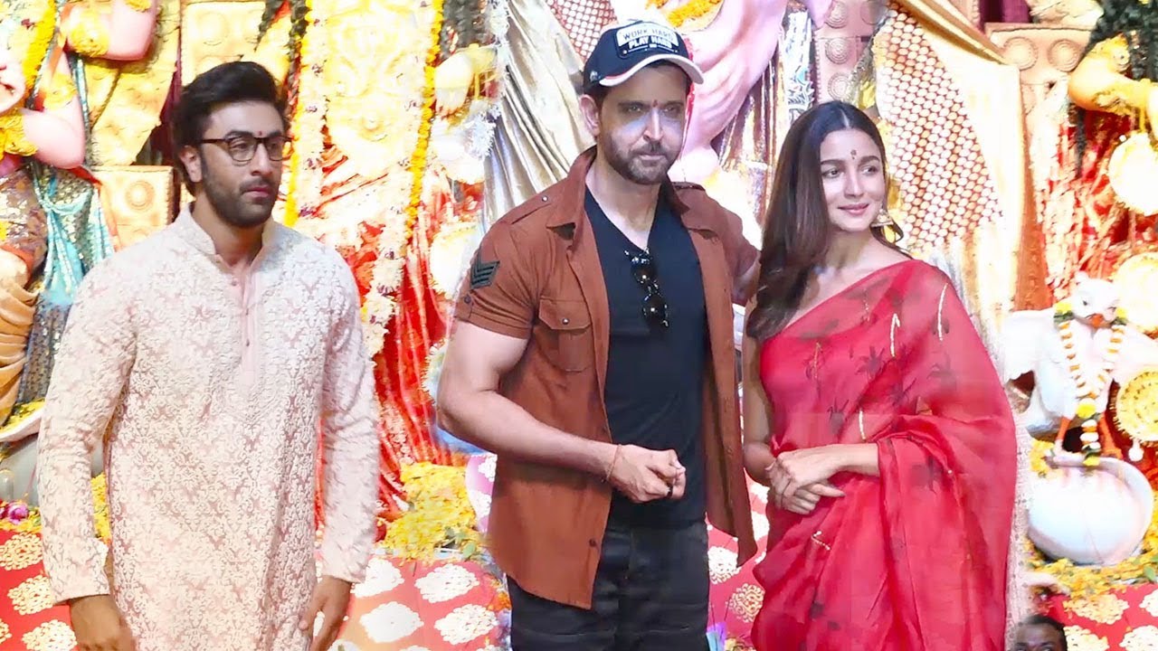 Ranbir Kapoor's JEAL0US Reaction As GF Alia Bhatt IGNORED Him & Gave Importance To Hritik Roshan