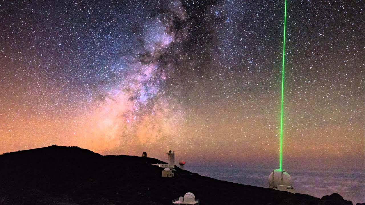 Milky Way over Roque de Los Muchachos Observatory, La Palma (Canary Islands)